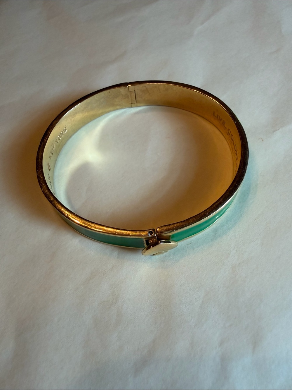 kate spade EUC Gold-Tone Spade Accent Green Enamel Hinge Bangle Bracelet - Picture 5 of 5